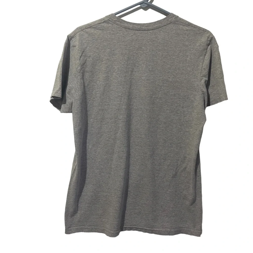 Adidas Shirt Men Medium Gray The Go-To Tee Lightweight Sports‎ Feed The Grind